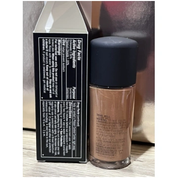 MAC Studio Fix Fluid Matte Finish Liquid Foundatio