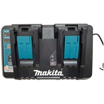 Lietots - Makita Dc18Rd (P786434)