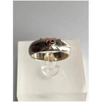 Vintage silver ring with Garnet gemstones (size:17