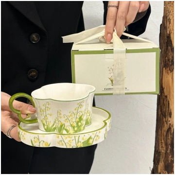 French Retro Design Ceramic Coffee Cup and Disc Se