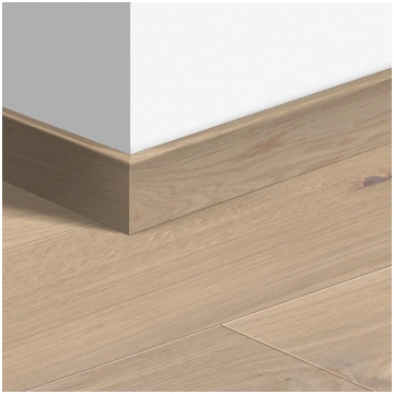 Finierēta grīdlīste Quick-Step 16*80*2400mm 4856