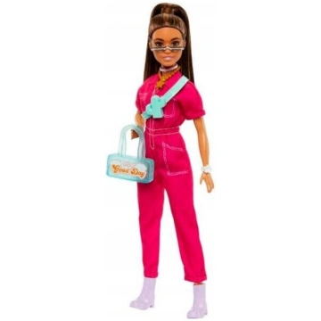 Lelle Bārbija ar rozā kombinezonu Barbie