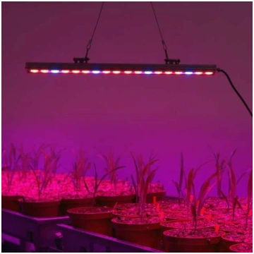 9W T5 LED Lampa Augu Audzēšanai 900mm Sarkans: 630