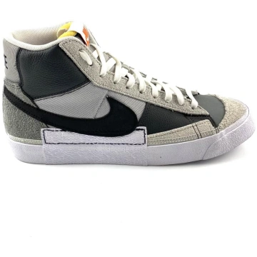 NIKE BLAZER MID PRO CLUB