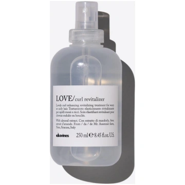 Davines Essential Haircare LOVE Curl Revitalizer m