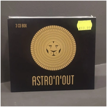 Astro'n'out - Astro' Acoustic / Lau
