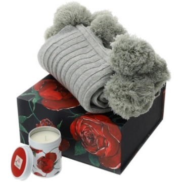 SET CANDELA PROFUMATA 200 GR E PLAID CON POM POM R