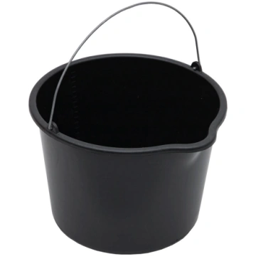 Plastmasas spainis ar snīpi 20 L