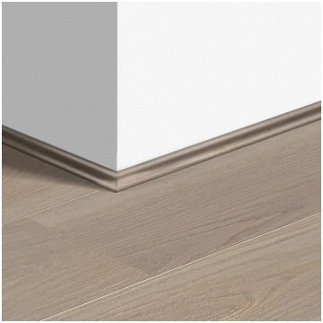 Finierēta grīdlīste Quick-Step 17*17*2400mm 3092
