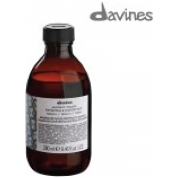 Davines Alchemic tabaka tonējošais šampūns brūniem