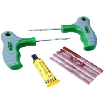 Tire repairing set