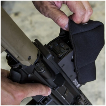Housse pour arme HOLOGRAPHIC - Noir / Trijicon Com