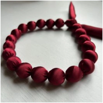 Collana di perle borgogna