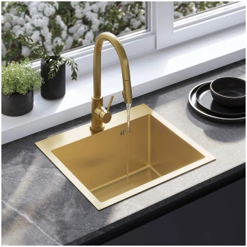 with kitchen faucet Rea