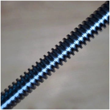 Nerūsējošais tērauds Trapecveida skrūvju vītne T8*