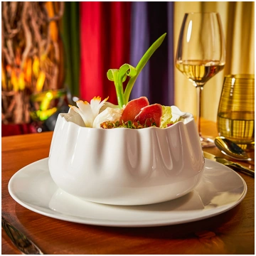 Sculpted Amaze cup Rak Porcelain
