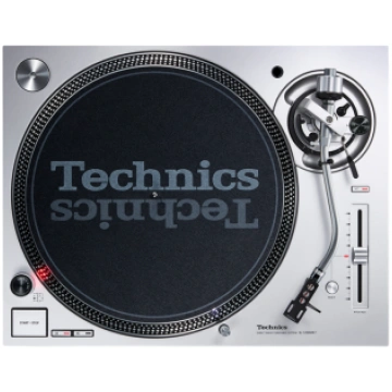 Technics SL-1200 MK7 Silver
