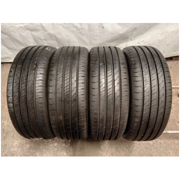 215/55r17 Goodyear efficientgrip performance 2 98W