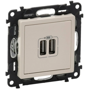 Valena Life rozete USB bēšs 2-viet LEGRAND EB13617