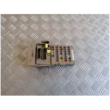 Drošinātāju bloks priekš SUBARU LEGACY 2009 82201A