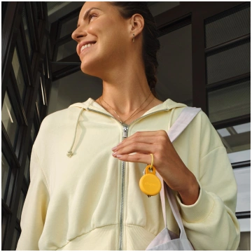Chipolo LOOP – Rechargeable Bluetooth Tracker with