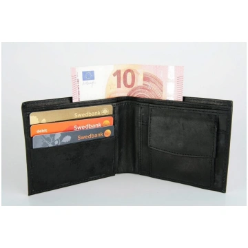 Wallet maks visiem dzīves gadījumiem Nav norādīts