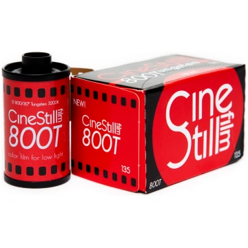CineStill film 800T/36