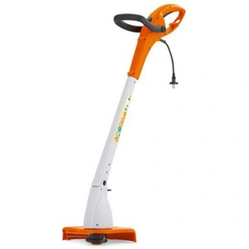 STIHL FSE 31 elektriskais trimmeris zāles pļaušana