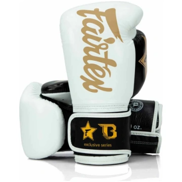 Guantoni Muay Thai Fairtex - Protezione e Qualità 