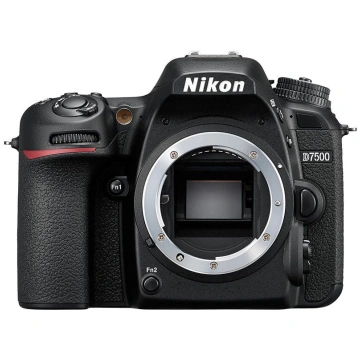 Spoguļkamera Nikon D7500 Body, melna krās