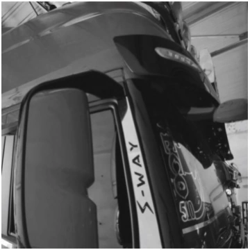 Stainless door hinge covers for Iveco S-Way 2019-2