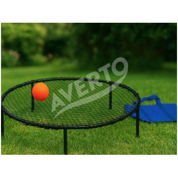 Spikeball spēle