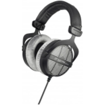 Beyerdynamic | Studijas austiņas | DT 990 PRO | Ar