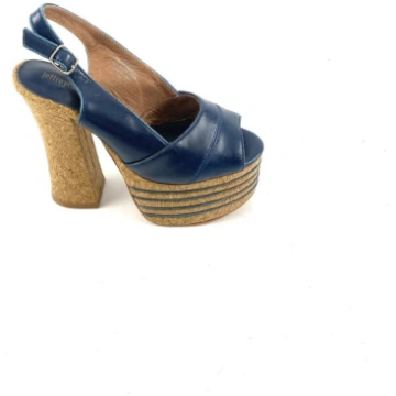 Jeffrey Campbell