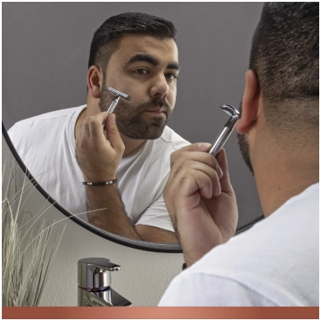 GILLETTE King C. Gillette Dubultmalu Aizsargājošai