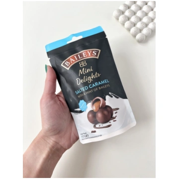 ŠOKOLĀDES KONFEKTES, BAILEYS, AR ĪRU LIĶIERI UN SĀ