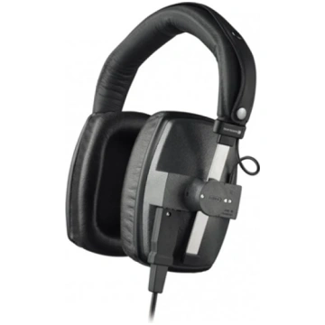 Beyerdynamic | Studio Monitoring Headphones, Close