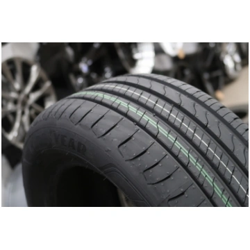 GOODYEAR EFFICIENTGRIP PERFORMANCE 2 - 205/55 R16 
