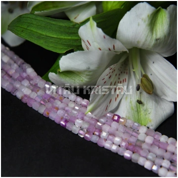 Kuncīts pērlītes fasetētas 3 mm virtene 19 cm